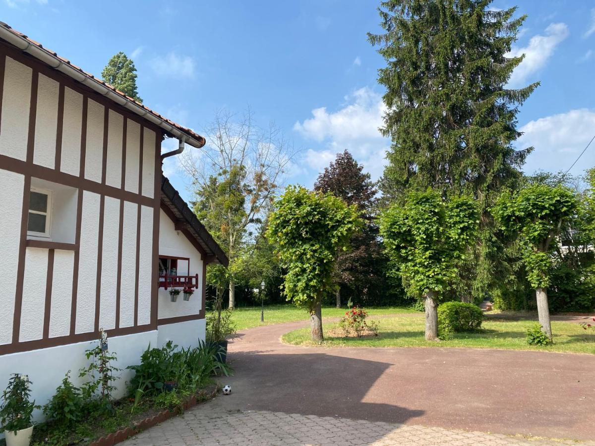 Studio Epicea Avec Jardin Dans Charmante Propriete Méry-sur-Oise Exteriér fotografie